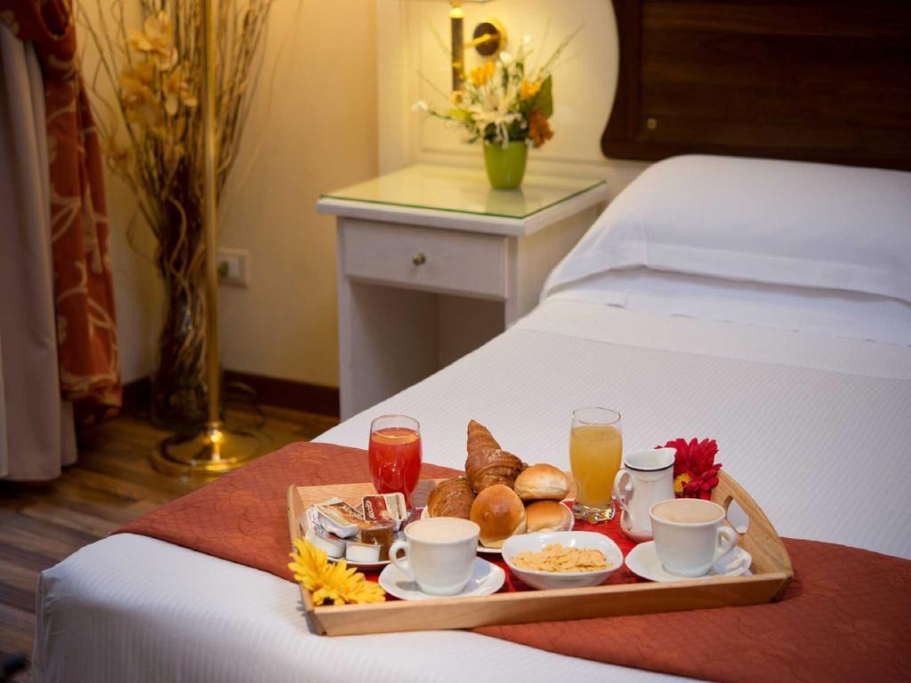 Residenza Domiziano Bed & Breakfast Roma Dış mekan fotoğraf
